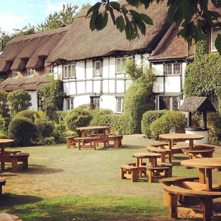 Old Hunters Lodge Whipsnade Limited Ngoại thất bức ảnh