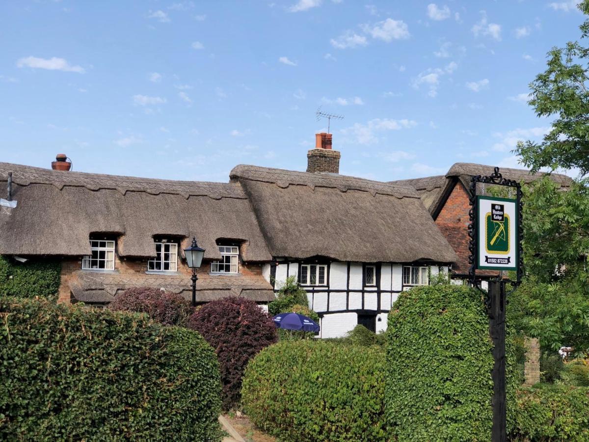 Old Hunters Lodge Whipsnade Limited Ngoại thất bức ảnh
