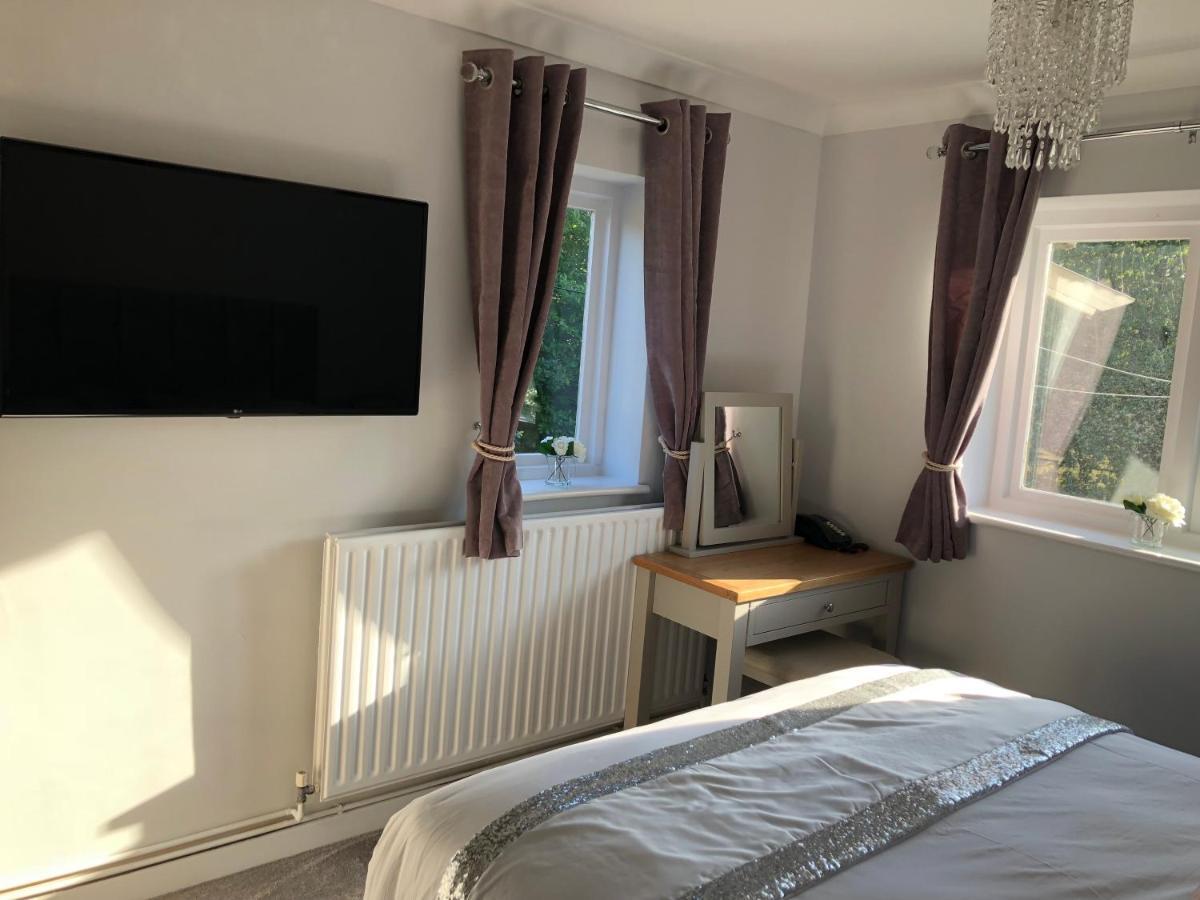 Old Hunters Lodge Whipsnade Limited Ngoại thất bức ảnh