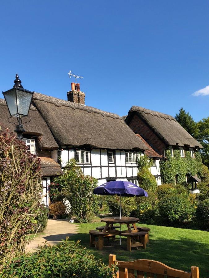 Old Hunters Lodge Whipsnade Limited Ngoại thất bức ảnh